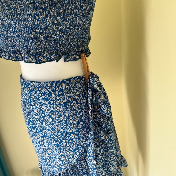 Frill Trim Shirred Tube Crop Top set matching ruffle skirt Blue floral 1XL Plus - Picture 3 of 9